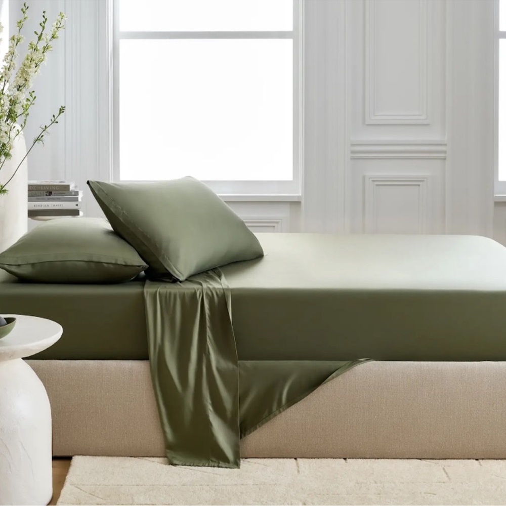 QUINCE Olive Green King 3 Piece Sheet Set - NWOT King/Cal King